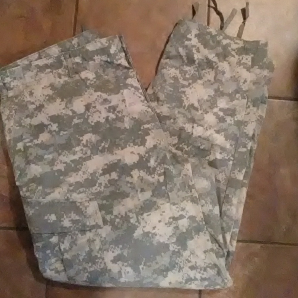 Men's U.S. Army Combat Trousers